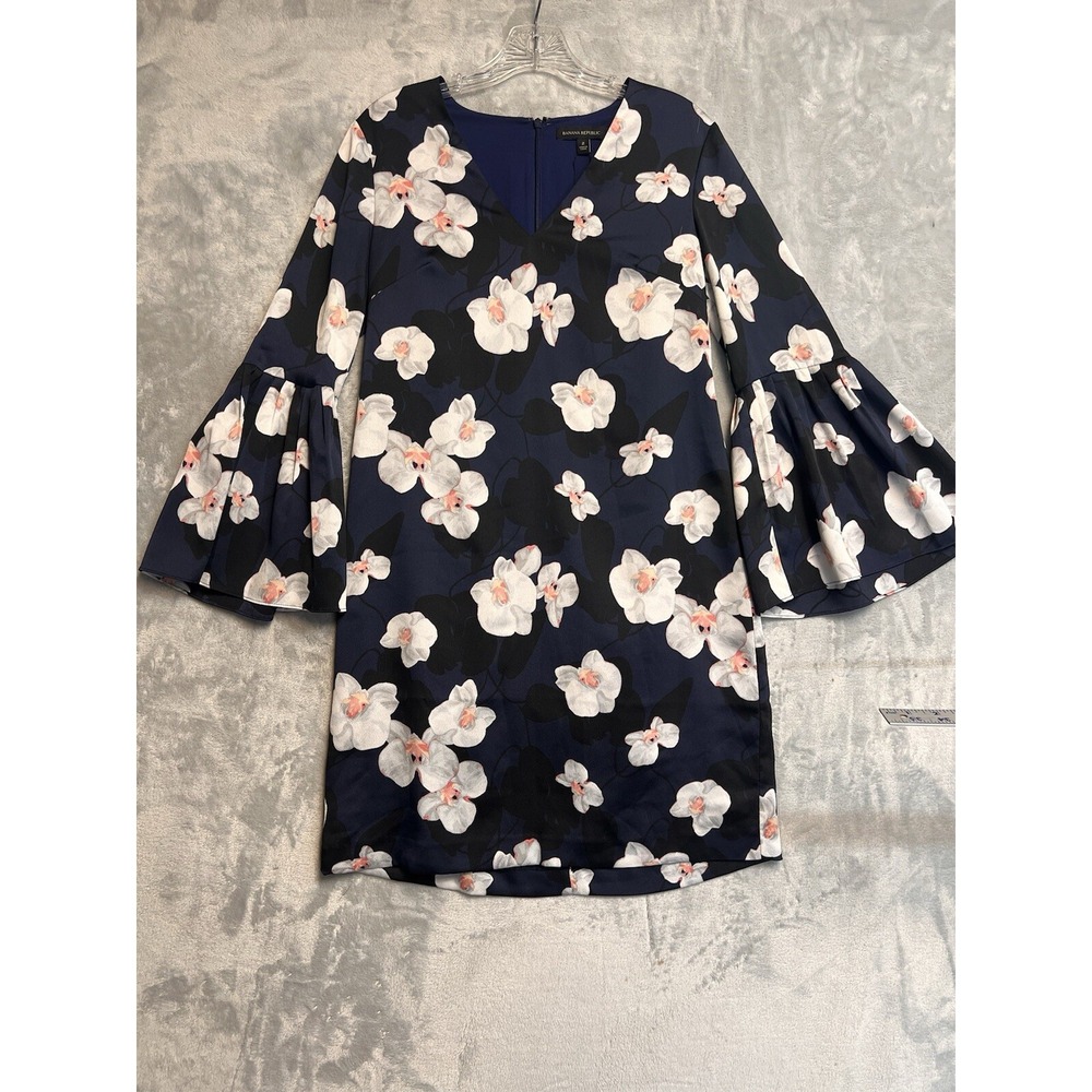 Banana Republic Navy Floral Bell Sleeve‎ V Neck Shift Dress Size 2